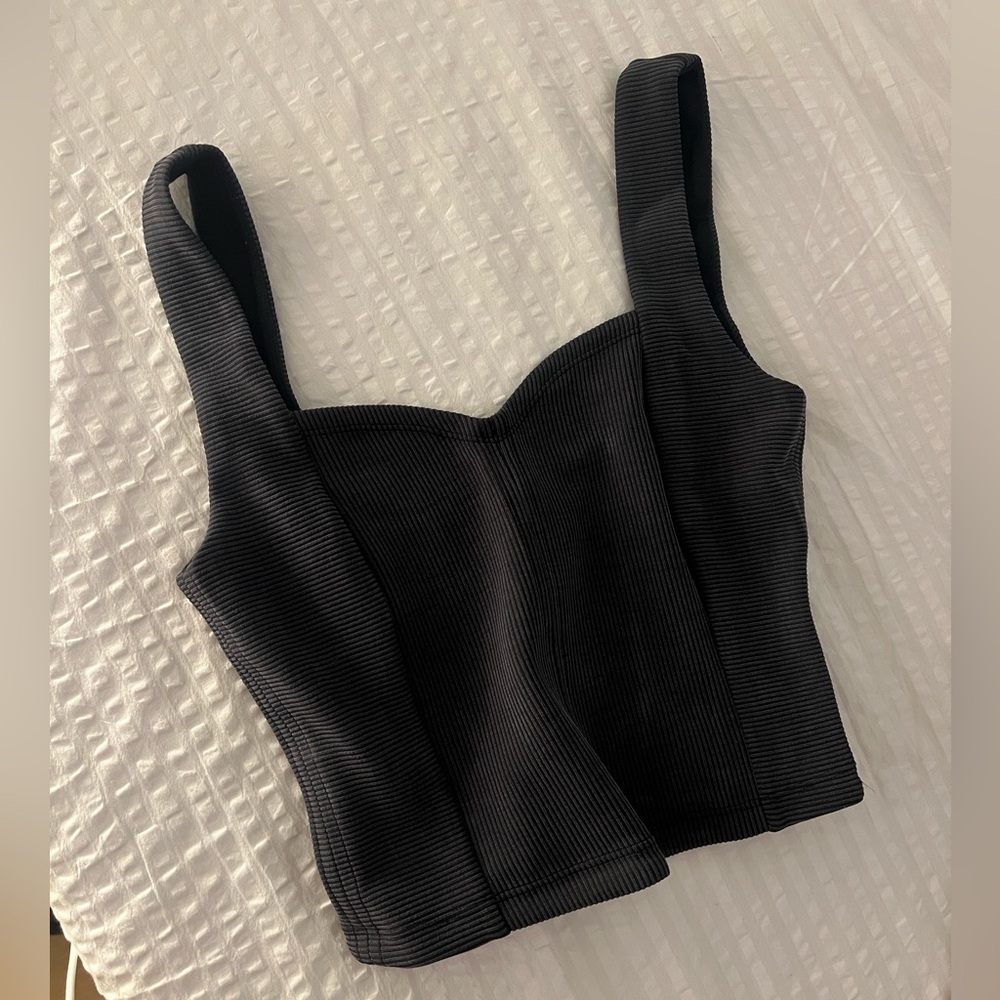 Lululemon Ribbed Rare Cropped Tank Top